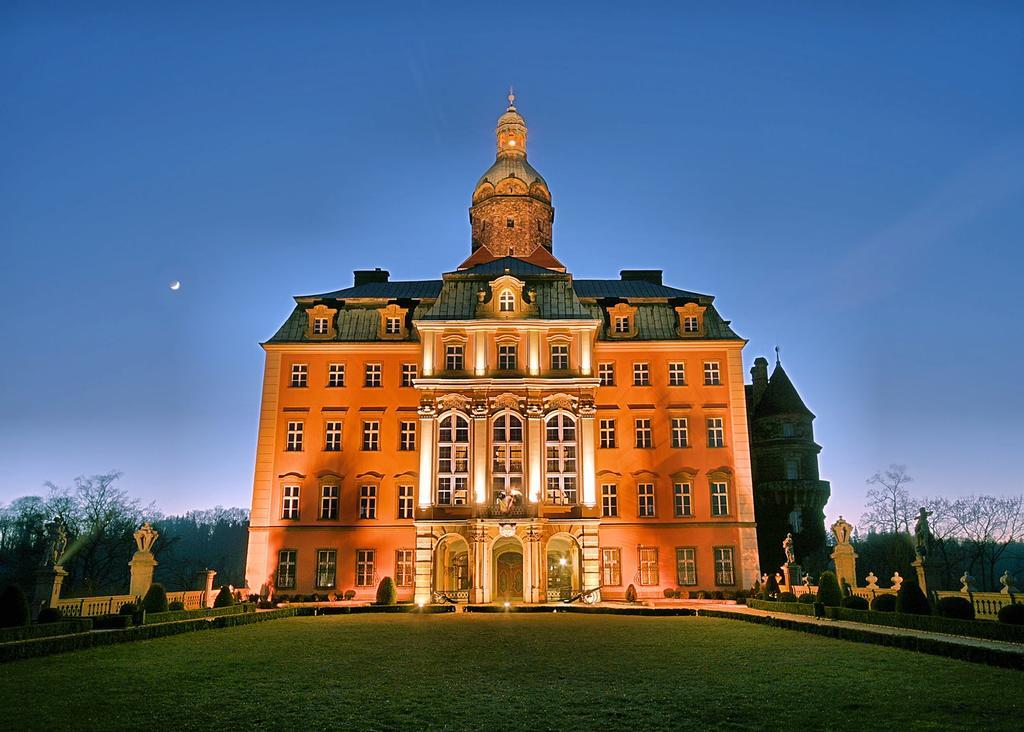 Hotel Zamkowy Walbrzych Exterior photo