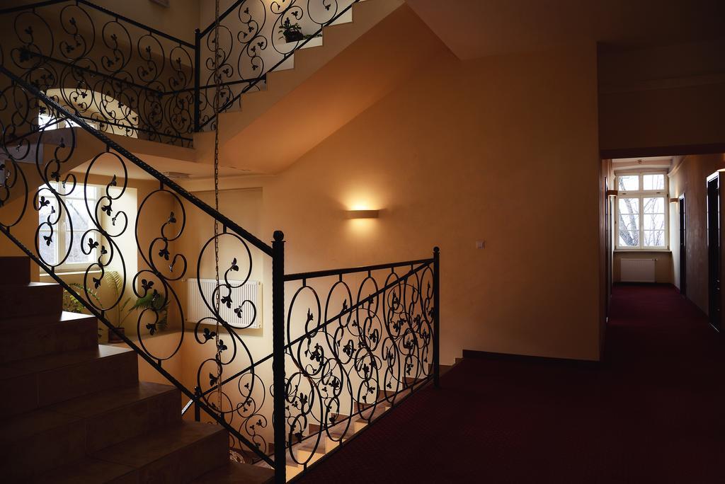 Hotel Zamkowy Walbrzych Exterior photo